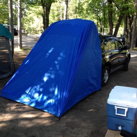 AOMXAY SUV Tent for Camping+ Rainfly, Super Easy & Quick Setup, SUV Car Tents for Camping，Floor Space 6' x 6.5',  Universal Tailgate Tent for SUV, MPV, Trucks, Hatchbacks & Cars. (New Upgrade）